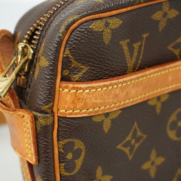 LOUIS VUITTON Brown Monogram Shoulder Bag - Picture 9 of 12
